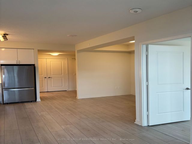 912 - 38 Annie Craig Dr