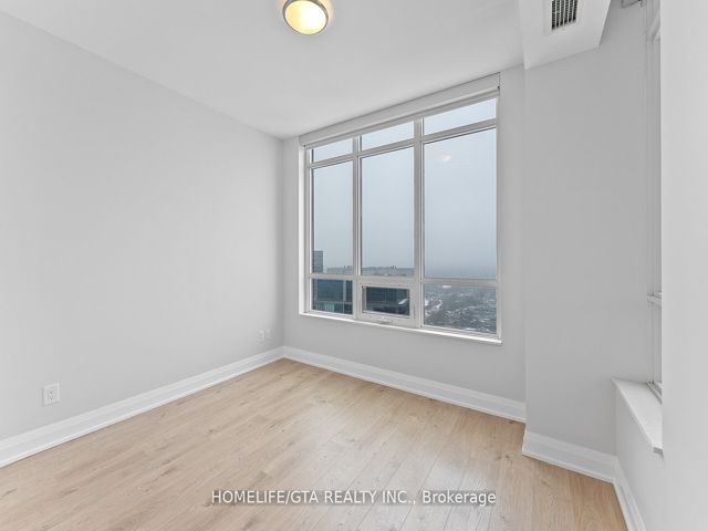 3208 - 36 Park Lawn Rd