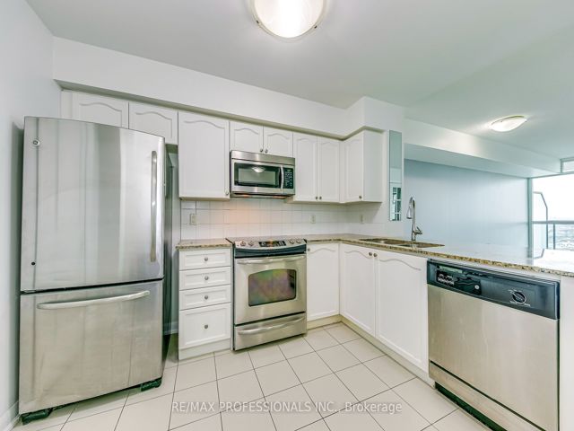 2001 - 215 Sherway Gardens Rd