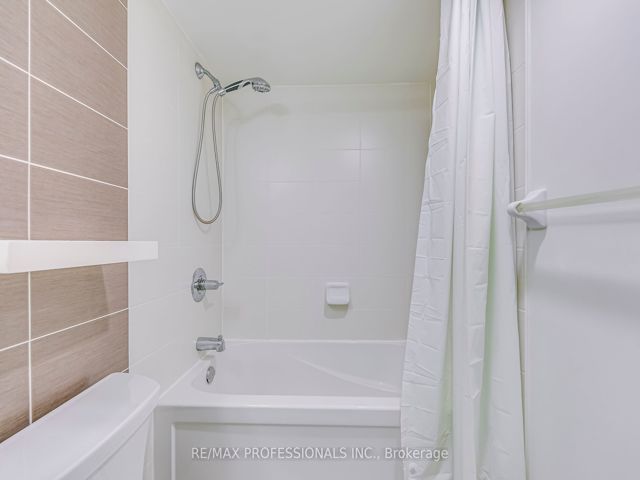 2001 - 215 Sherway Gardens Rd