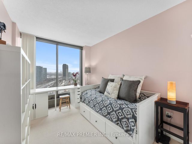 2103 - 2045 Lake Shore Blvd W