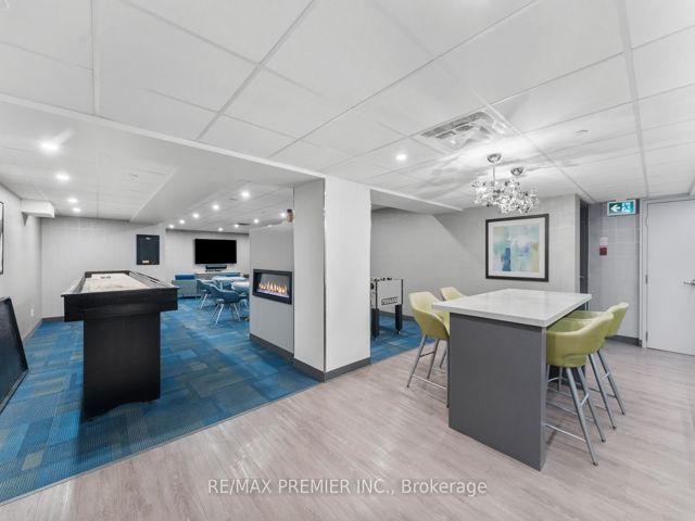 2103 - 2045 Lake Shore Blvd W