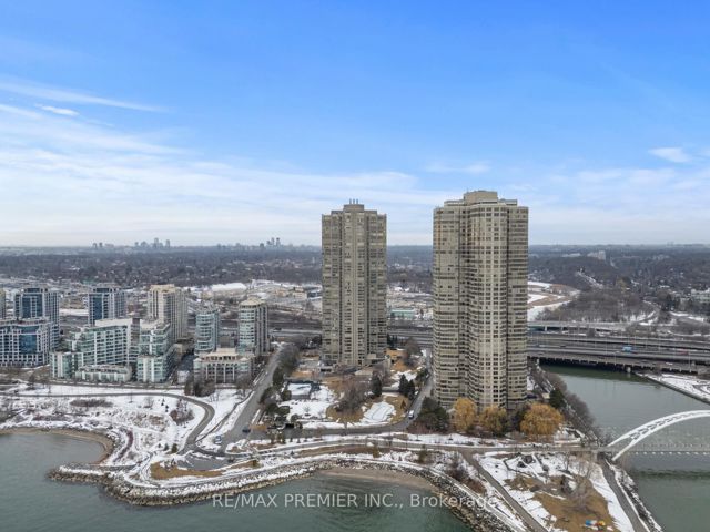 2103 - 2045 Lake Shore Blvd W