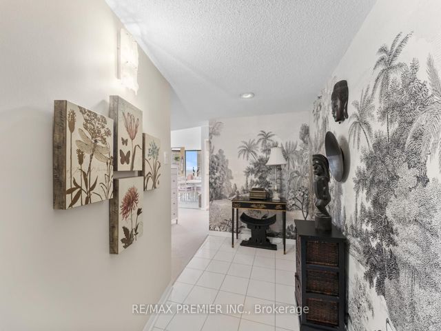 2103 - 2045 Lake Shore Blvd W