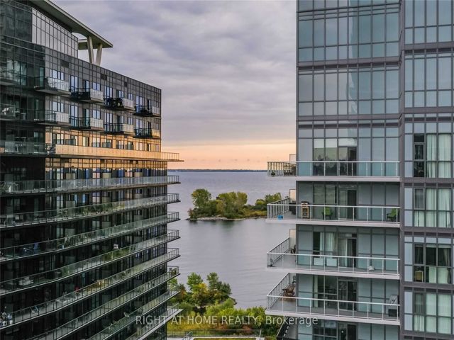 1402 - 56 Annie Craig Dr