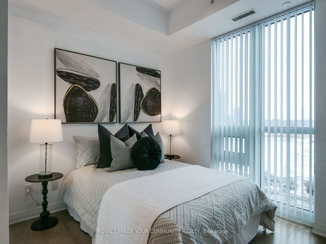 B805 - 60 Annie Craig Dr