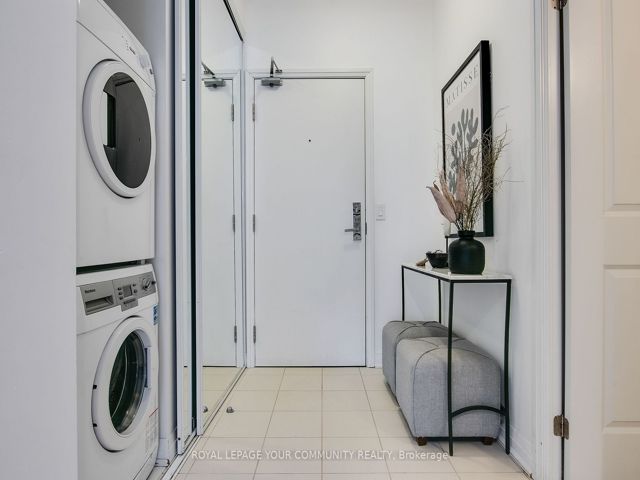 B805 - 60 Annie Craig Dr