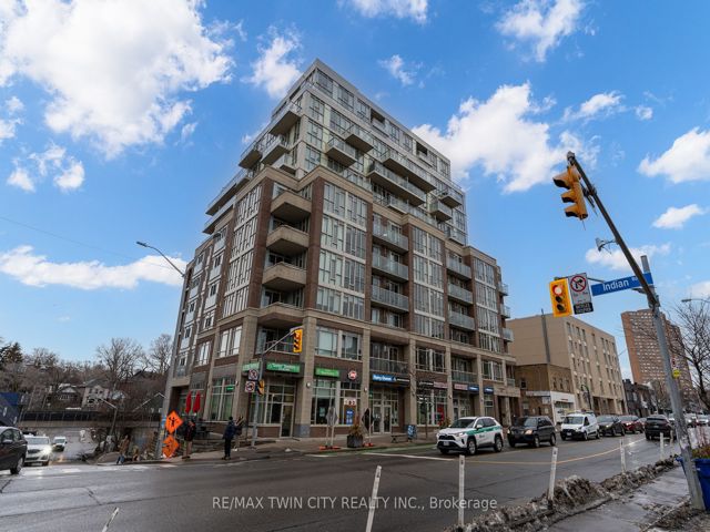 709 - 1638 Bloor St W