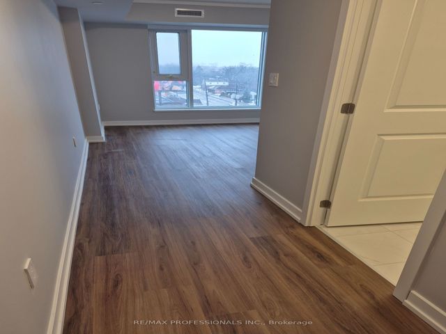 622 - 556 Marlee Ave