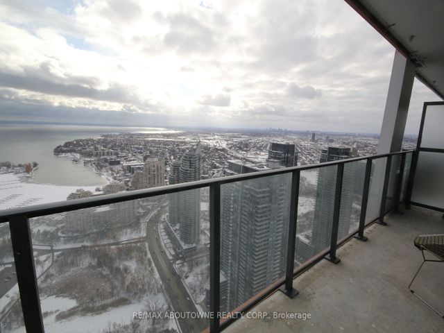 5409 - 30 Shore Breeze Dr