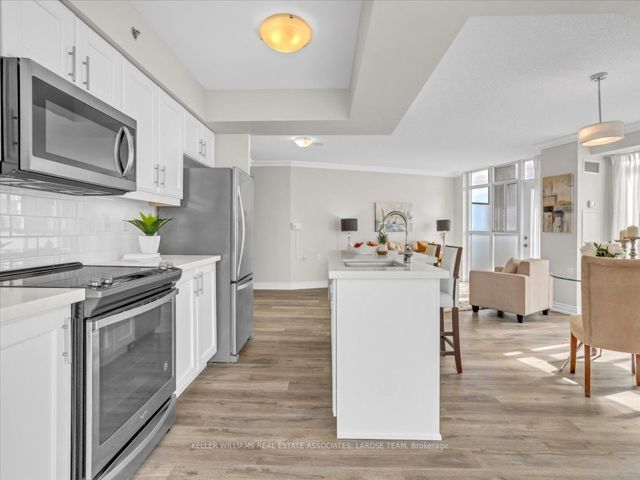 1706 - 3 Marine Parade Dr