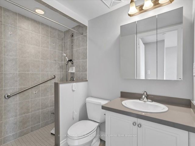 1706 - 3 Marine Parade Dr