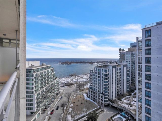 1706 - 3 Marine Parade Dr