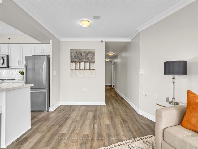 1706 - 3 Marine Parade Dr