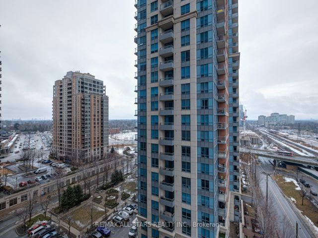 1233 - 35 Viking Lane