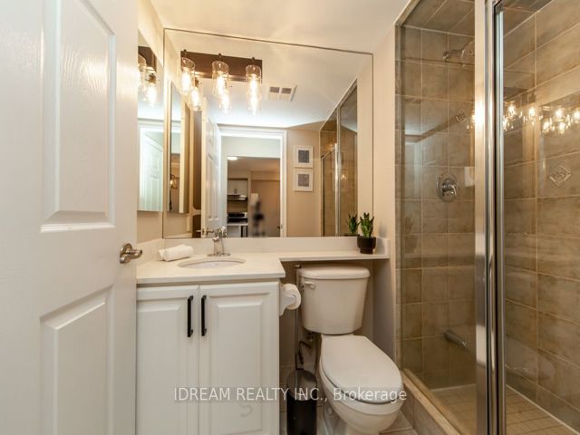 907 - 5229 Dundas St W