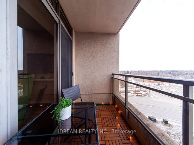 907 - 5229 Dundas St W