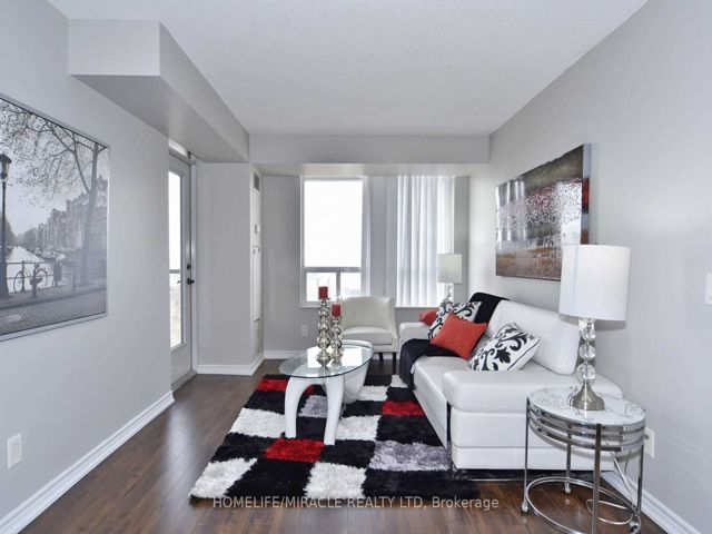 2118 - 700 Humberwood Blvd