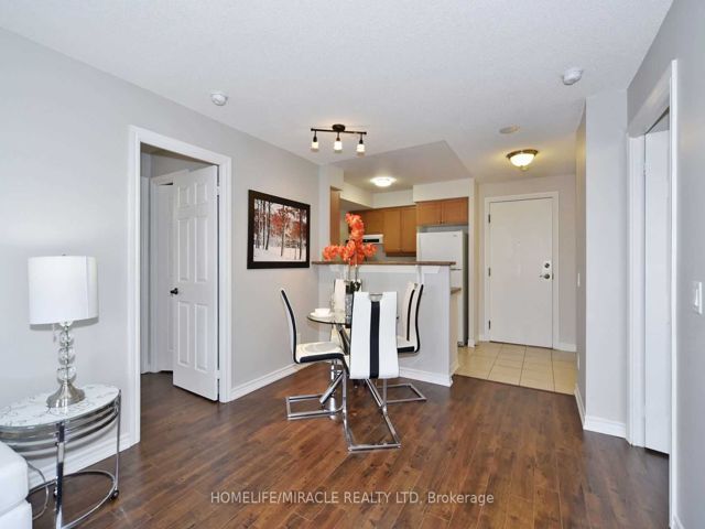 2118 - 700 Humberwood Blvd
