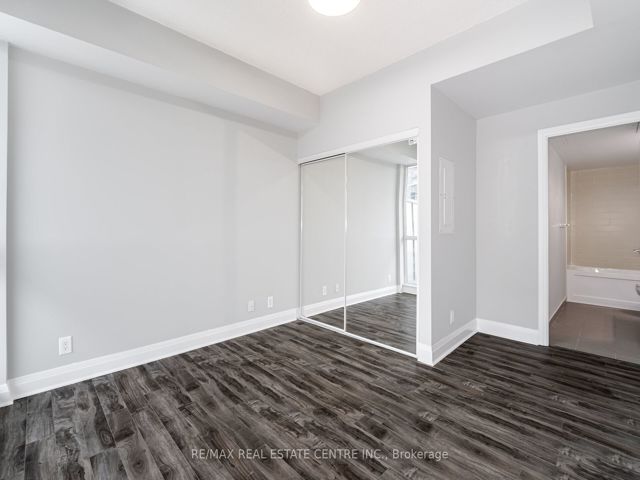 810 - 1185 The Queensway Ave