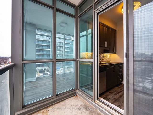810 - 1185 The Queensway Ave