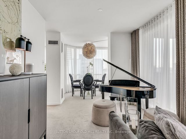901 - 1320 Islington Ave