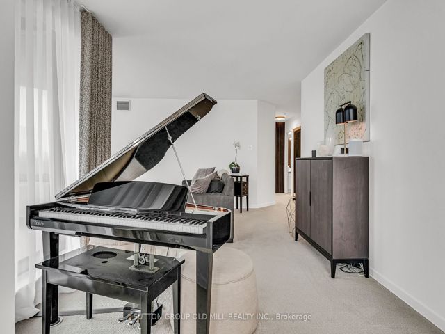 901 - 1320 Islington Ave