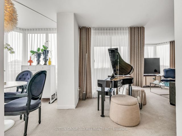 901 - 1320 Islington Ave