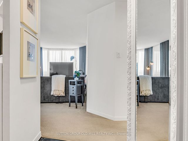 901 - 1320 Islington Ave
