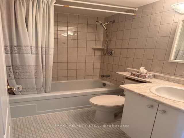 606 - 65 Southport St NE