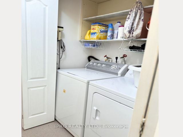 606 - 65 Southport St NE