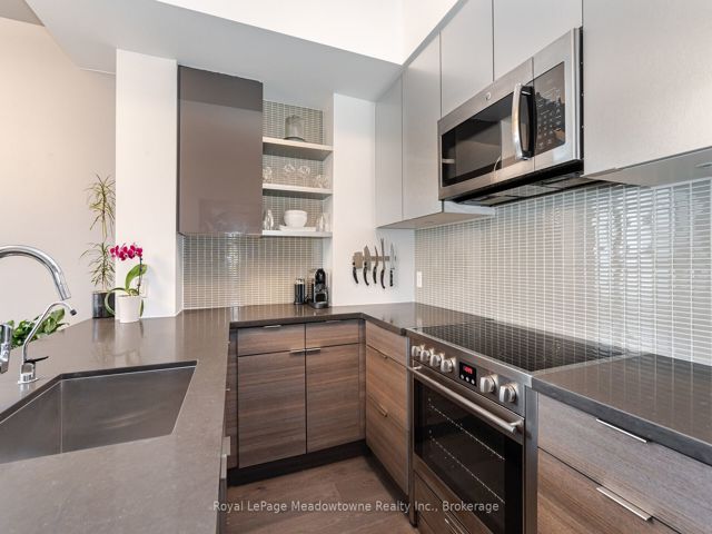 3504 - 33 Shore Breeze Dr