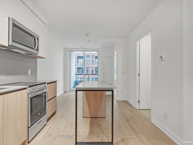 506 - 3100 Keele St