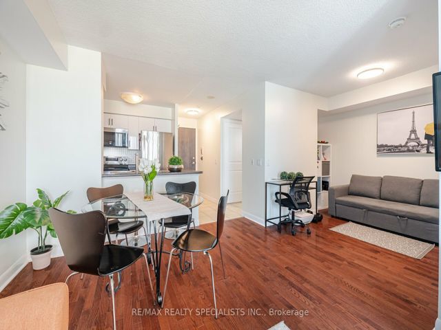 1609 - 235 Sherway Gardens Rd