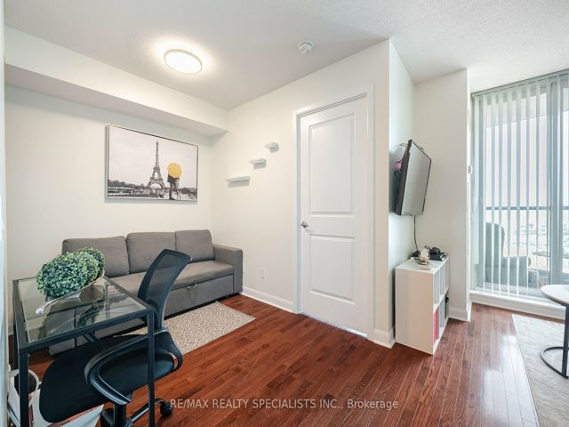 1609 - 235 Sherway Gardens Rd