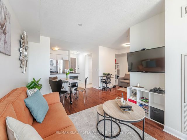 1609 - 235 Sherway Gardens Rd