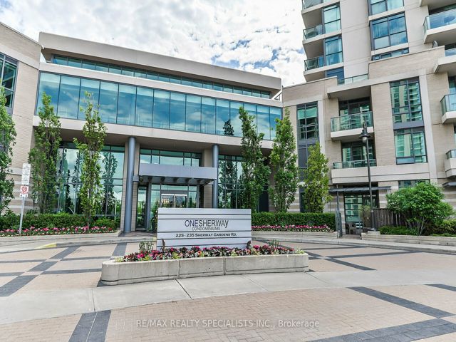 1609 - 235 Sherway Gardens Rd
