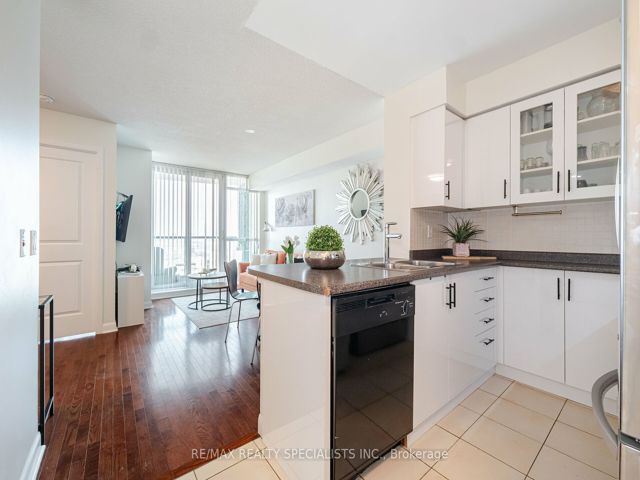 1609 - 235 Sherway Gardens Rd