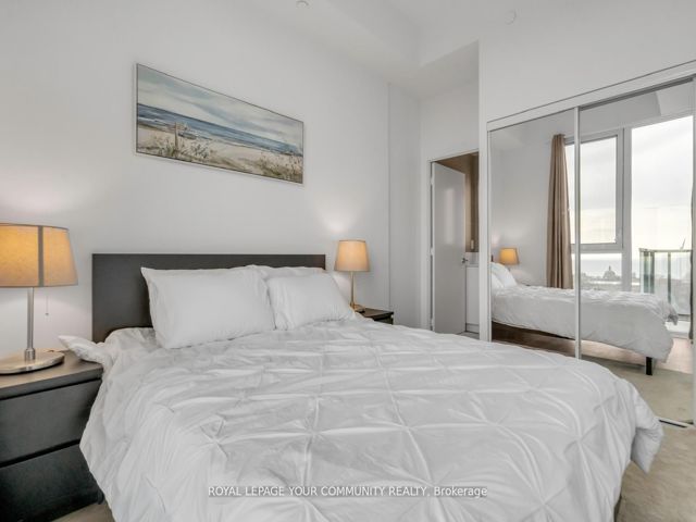 1106 - 270 Dufferin St