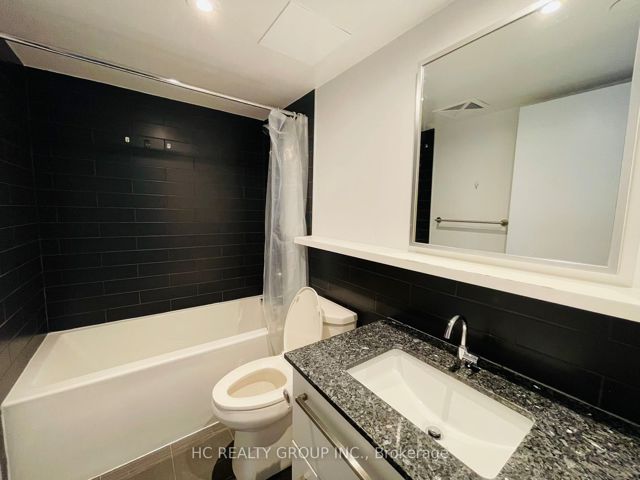 1219 - 160 Flemington Rd