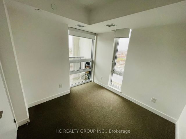 1219 - 160 Flemington Rd