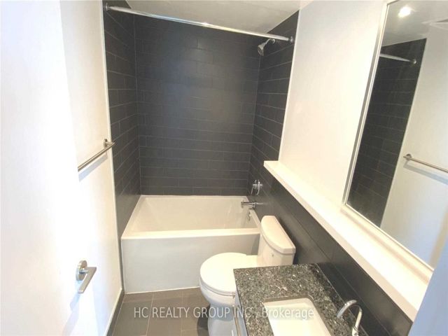 1219 - 160 Flemington Rd