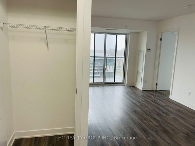 1219 - 160 Flemington Rd