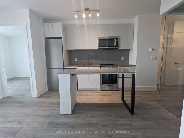 1012 - 3100 Keele St