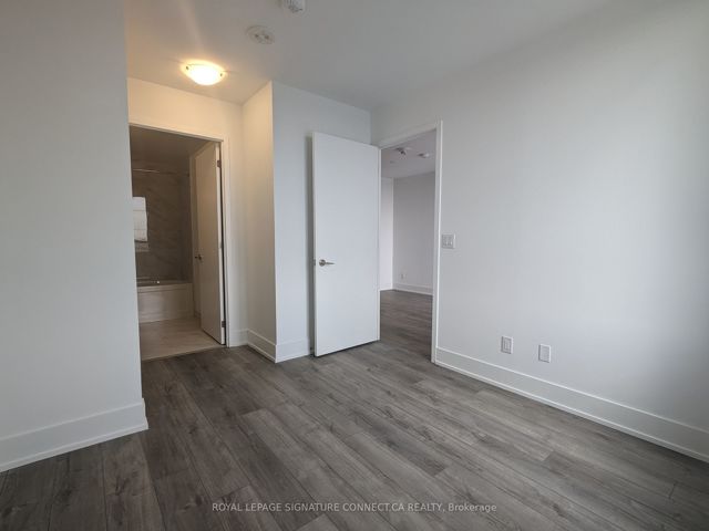 1012 - 3100 Keele St