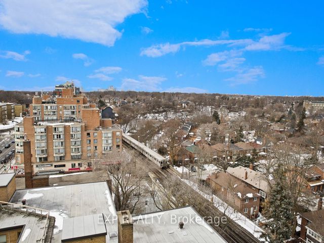 901 - 1990 Bloor St