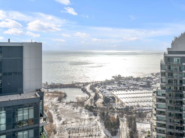LPH08 - 2220 Lakeshore Blvd