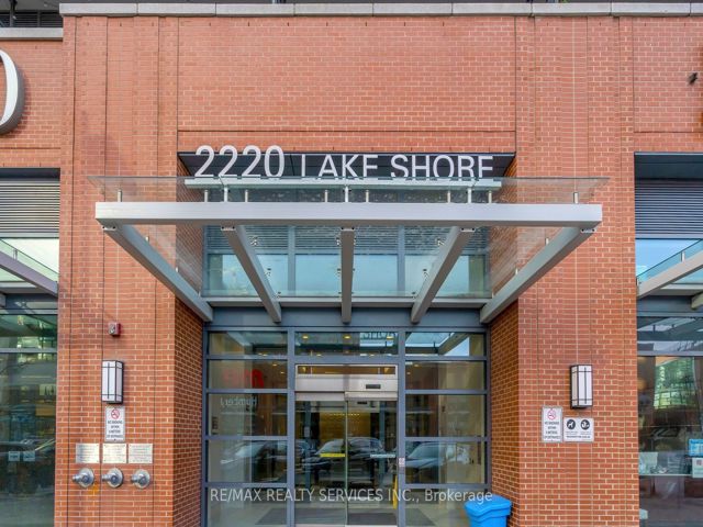LPH08 - 2220 Lakeshore Blvd