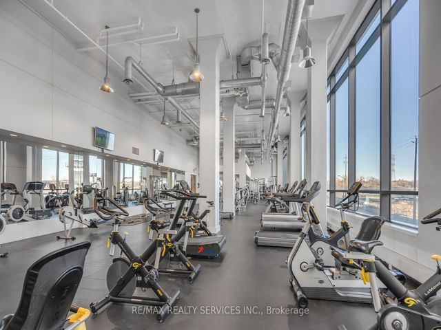 LPH08 - 2220 Lakeshore Blvd