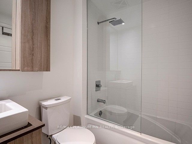 313 - 110 Marine Parade Dr